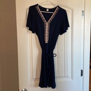 Old navy - navy blue dress. Cute accent on top and braided belt to cinch waist.